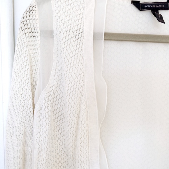 BCBG MAXAZRIA White Cardigan w/ lots of textures - Picture 4 of 8